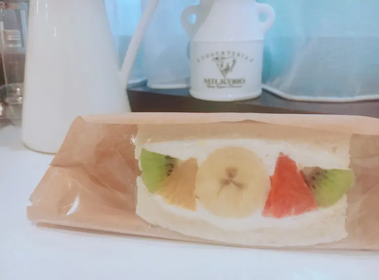 【おこもり飯】《フツウニフルウツ》のフルーツサンドをおうちで♡デリバリーをお願いしてみた!_4