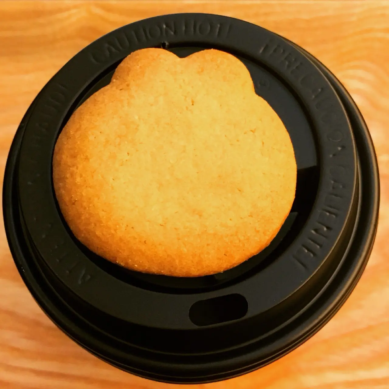キュートな"ミニカエルサブレ"付き!青柳総本家のあったかホットカフェオレ♡_2