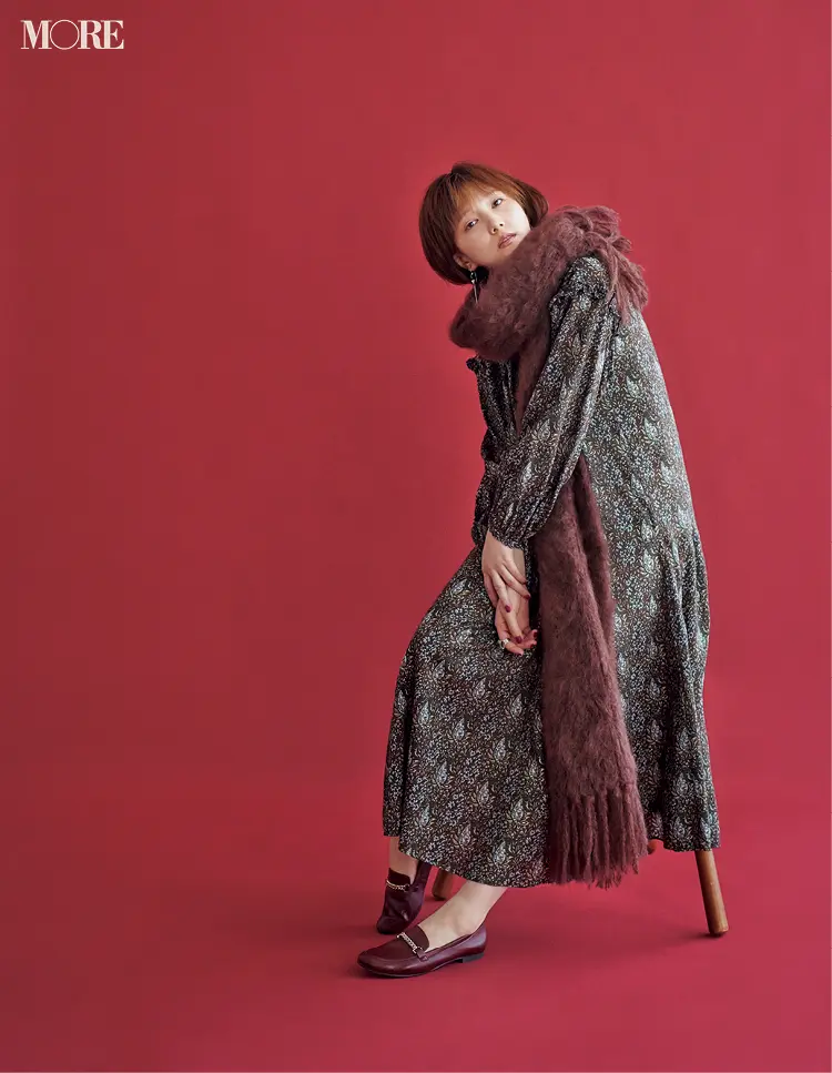本田翼が秋の“週3アイテム”で魅せます! 茶系のジャケットとワンピース、たとえばこんな着こなしで♡_4