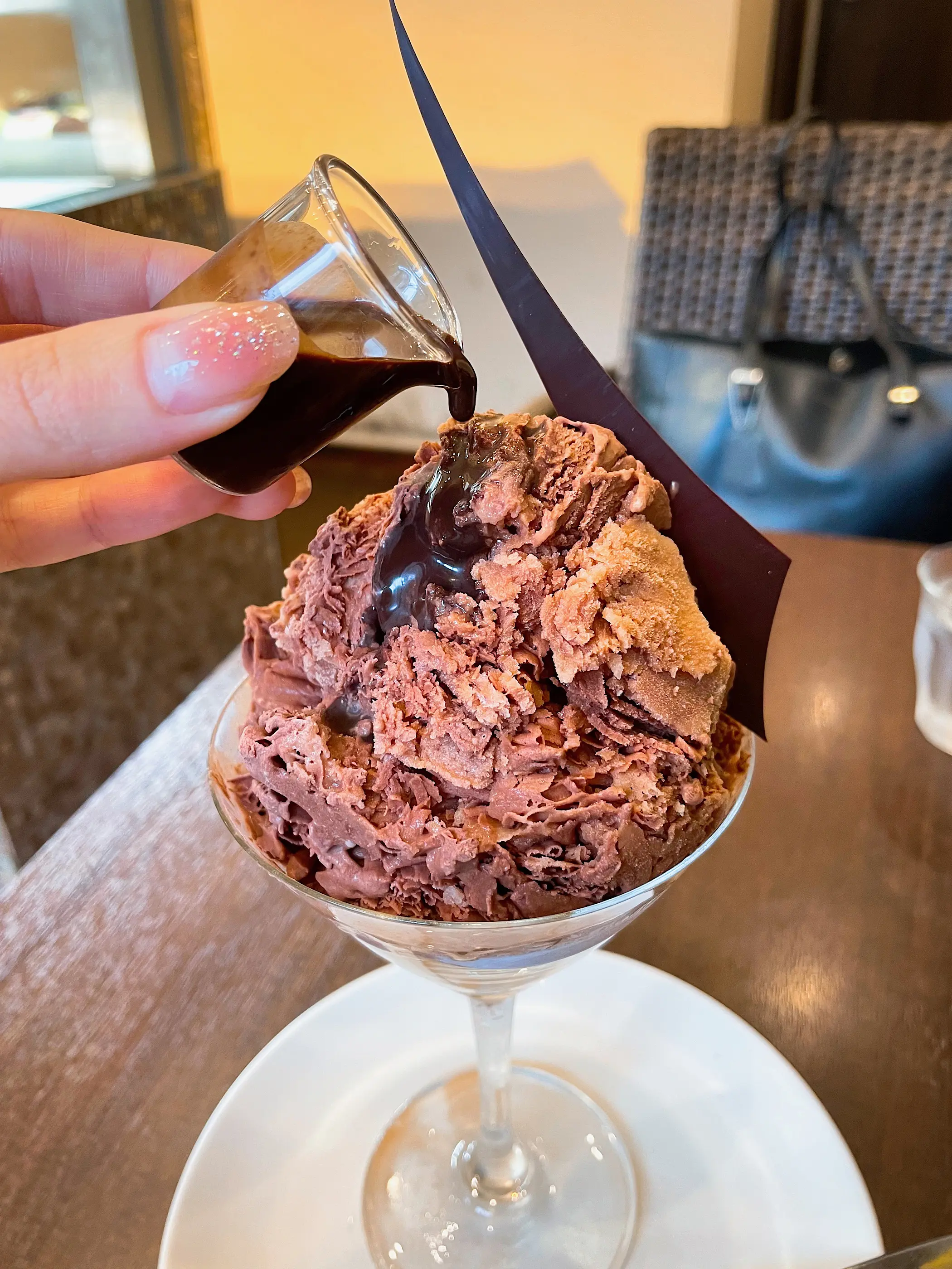 吉祥寺のチョコレート店「プレスキルショコラトリー」のグラニテ・ショコラ