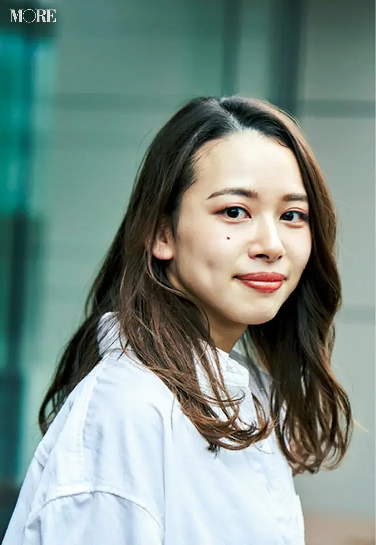 事務として働く渡會由希さんの髪型