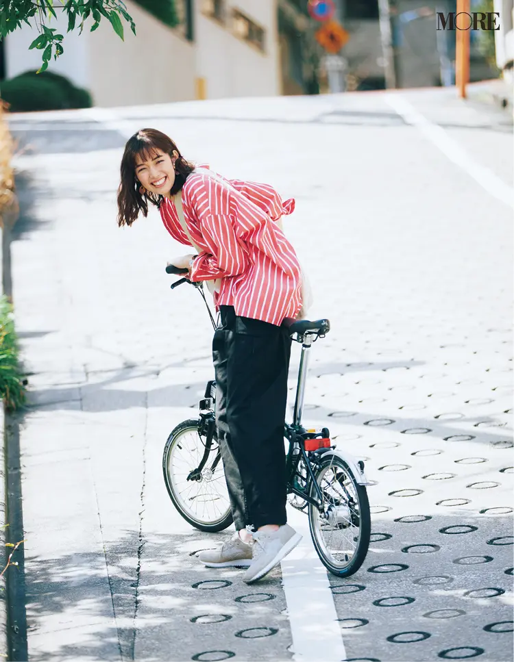 自転車に乗るときもスニーカーが楽 アシックス