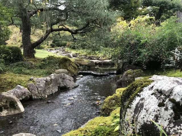 【金沢ぶらり旅】秋の兼六園を満喫♡東京から1泊2日でオトナな休日_3