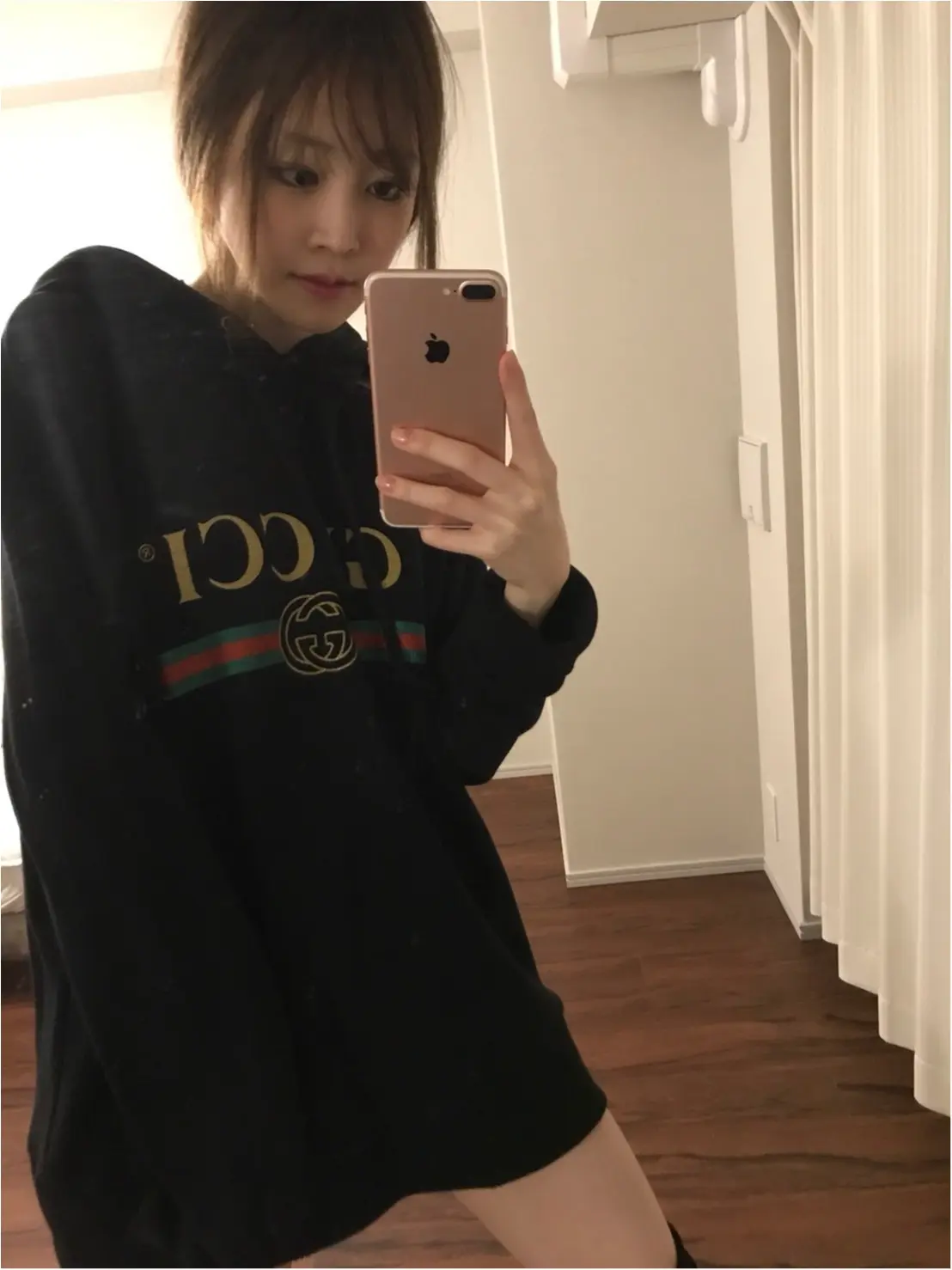 最近のお気に入りコーデ DAIANAのニーハイブーツ GUCCIパーカー_4