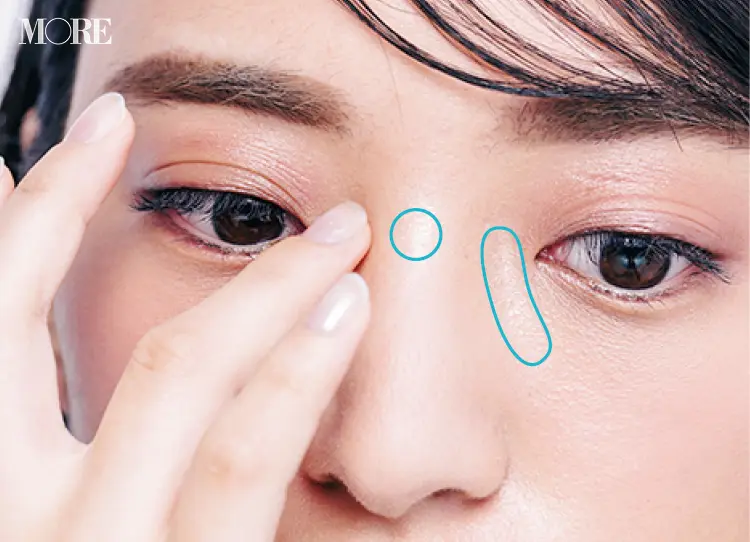 『デジャヴュ』の眉マスカラや『イプサ』のハイライターで、クールな顔立ちを優しげな印象に。好感度を高めるお仕事メイクテク♡_2