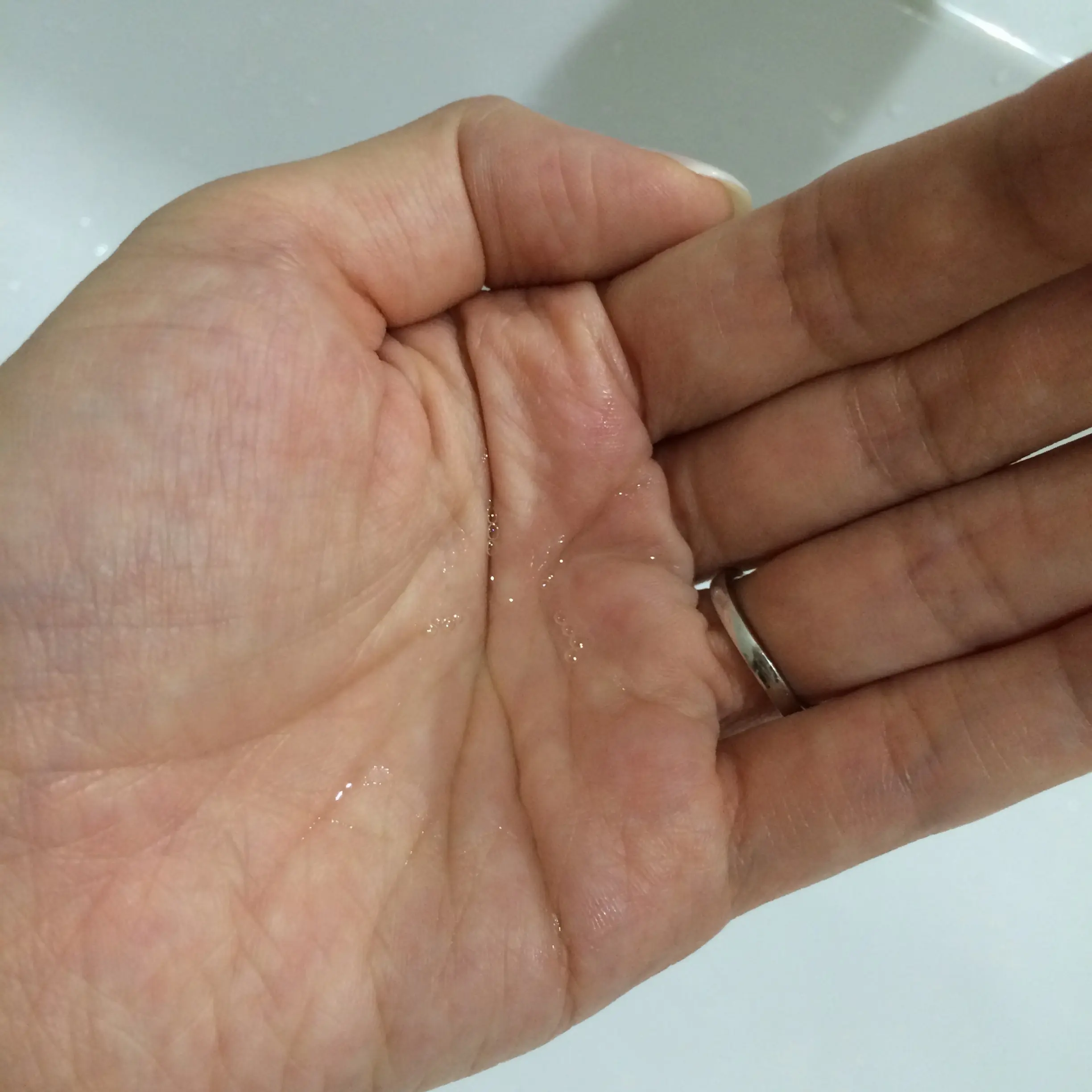 髪のUVケアは大丈夫⁈ SPF25 PA+++ 頭皮にも使える『ミルボン ディーセス エルジューダ サントリートメント 』_2