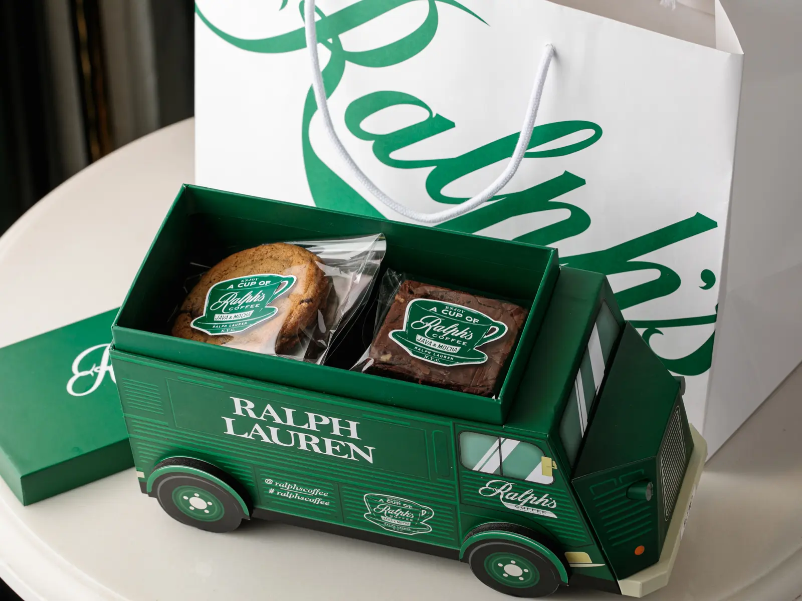 『ラルフズ コーヒー』のイタリア生まれの限定ホットドリンクが素敵すぎる♪ おしゃれカフェで海外旅行気分【#バレンタイン 2020】_3
