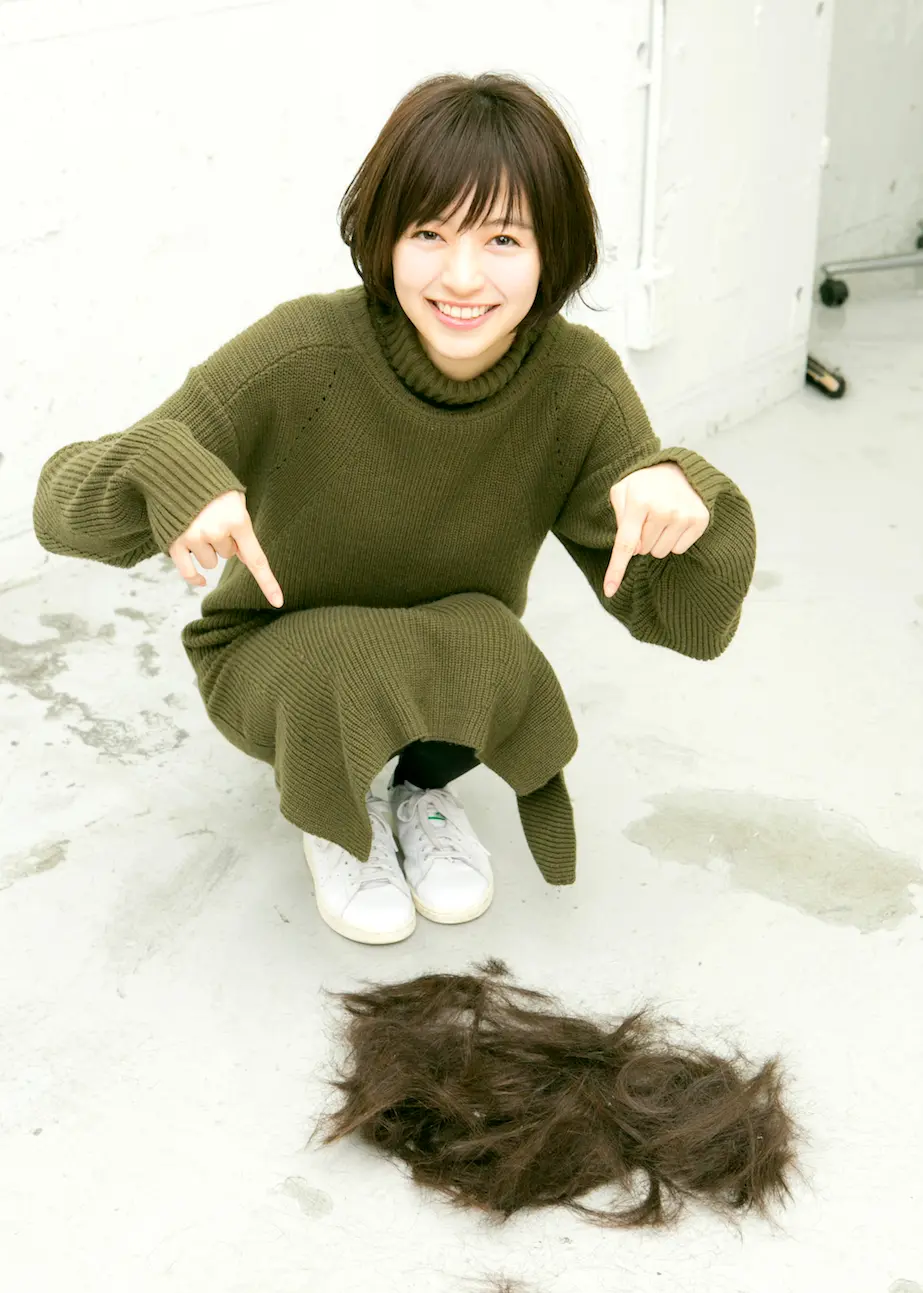 逢沢りなちゃんがショートヘアに変身 その現場を密着取材 ファッション コーディネート 代 Daily More