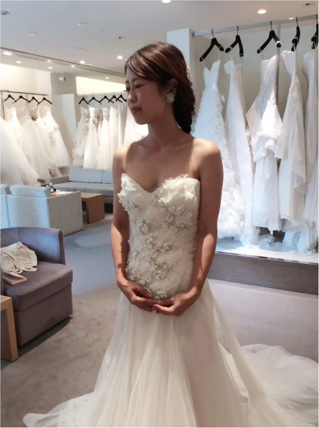 卒花さんに聞く【ドレス特集】- 結婚式・二次会におすすめ! プレ花嫁さんに人気のおしゃれなウェディングドレスは?_4