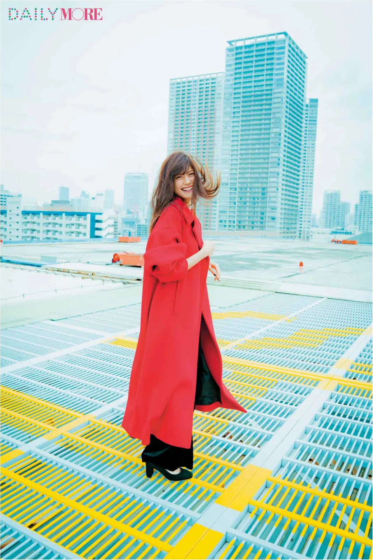 佐藤ありさ、カバーモデルがその先に目指すのは!?【モア40周年イヤー「なりたい私に着がえよう。」オリジナルムービー】_1