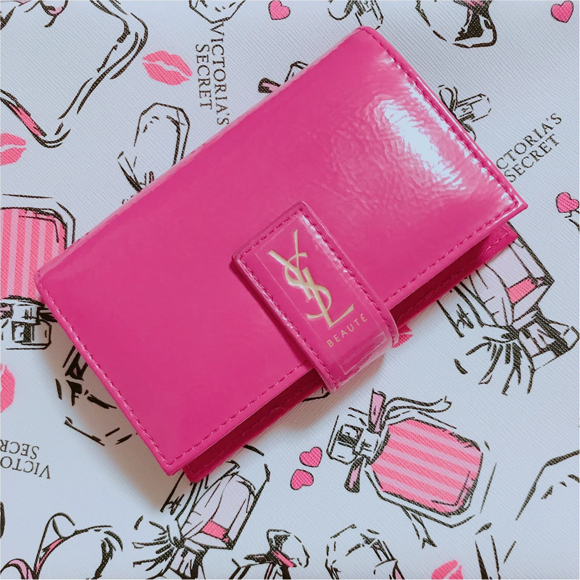 ★旅行用メイクはパレットがベスト♡私のお気に入りは『YSL』のリップパレット★_3
