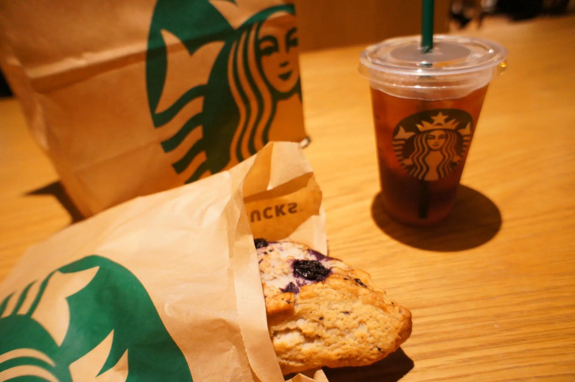 《レジ横foodに注目❤️》【スタバ】アメリカンスコーン ブルーベリーが美味しい☻!_3