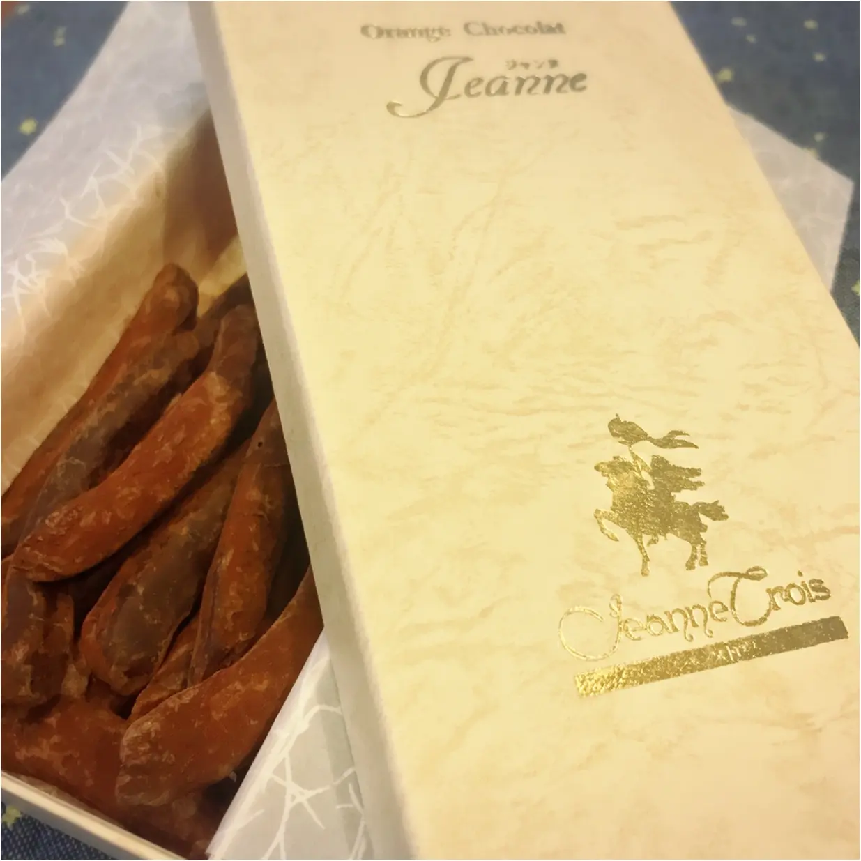 手みやげにも◎おしゃれで美味しい《ジャンヌトロワ》のオレンジピールチョコレート❤︎_1