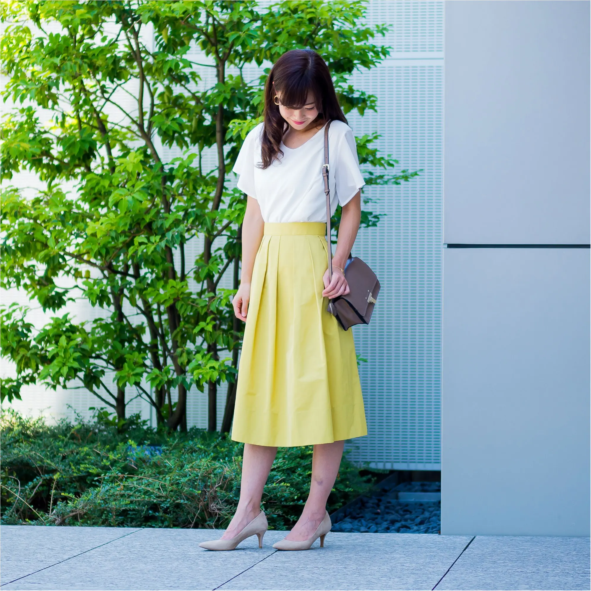 好感度満点でいつも涼しげ♪オンオフ使える白ブラウスの魅力に迫る!!【GET MORE!通信/モアハピ部がお試し♡】_3
