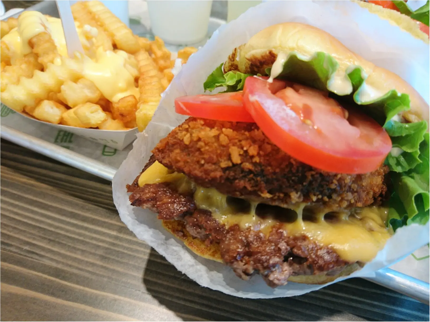 ≪大阪・梅田≫百貨店がリニューアルオープン☆関西初出店・話題のバーガーを食べてきました!_1