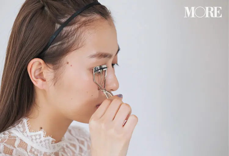 【世界一正しいビューラーの使い方】目の形や幅で選ぶ&一重・二重・奥二重別にやり方を伝授します!記事Photo Gallery_1_1