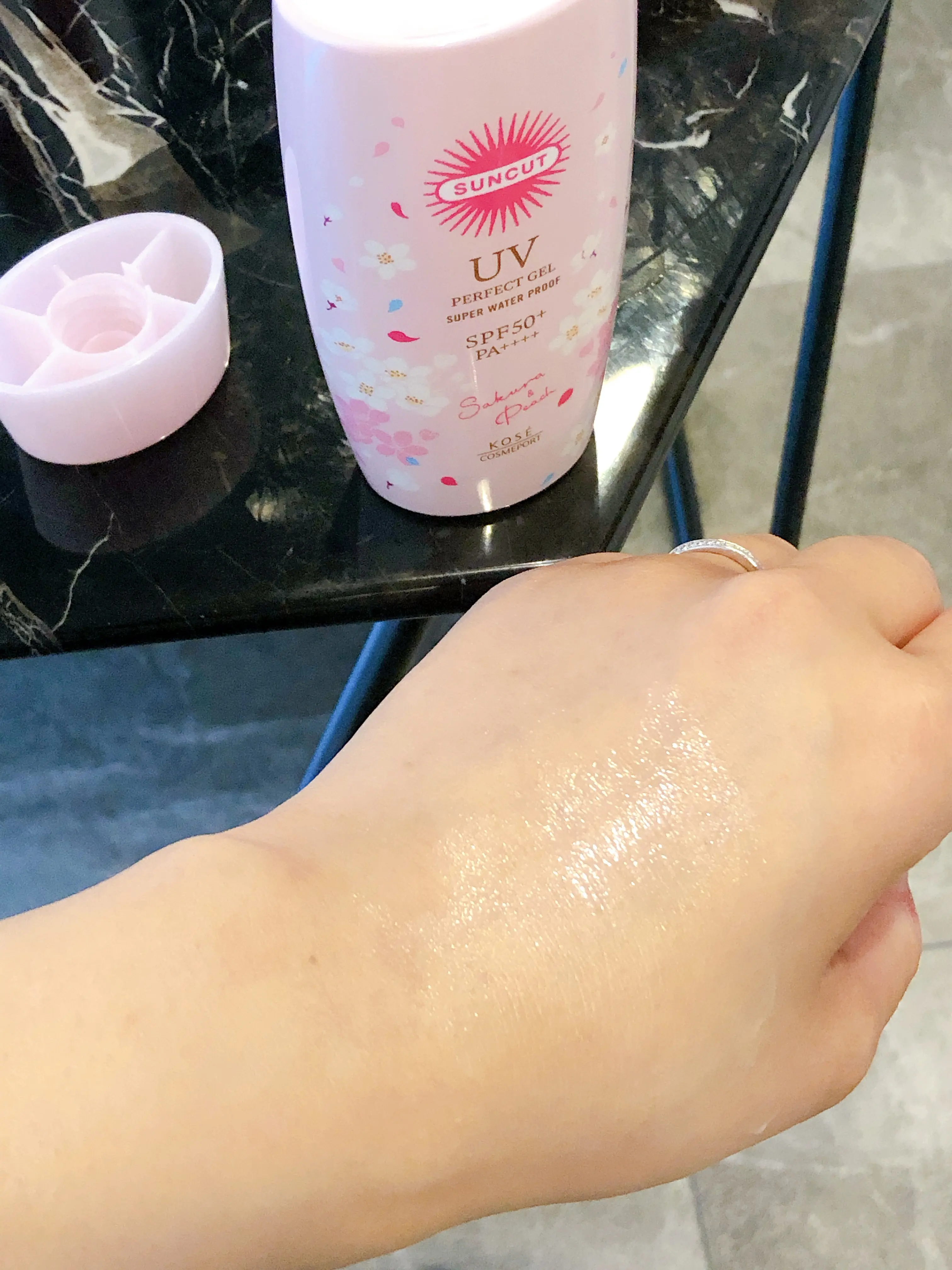 【最強コスパ・日焼け止め】みずみずしくて爽やか*SUNCUTのフレグランスUVジェル_4