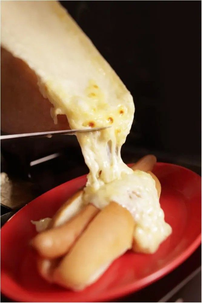 とろ〜りラクレットチーズのホットドッグが話題の『PARK STREET CAFE」_1