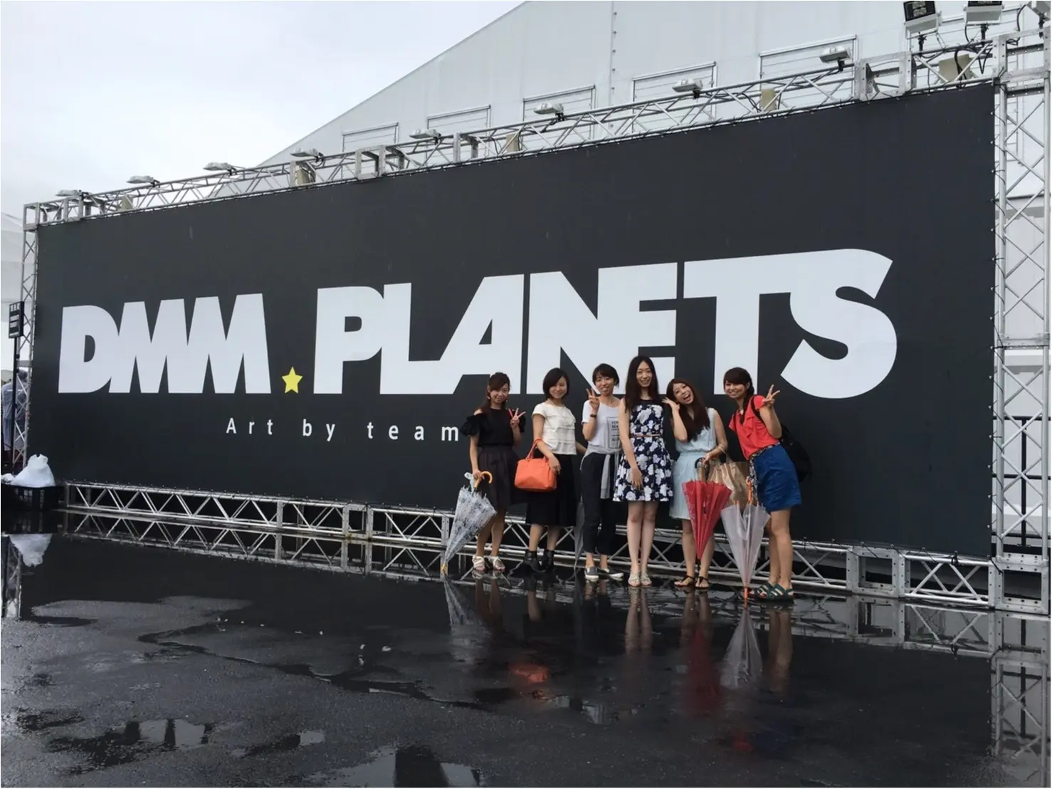 【夏のお出掛けスポット/DMM.プラネッツ Art by teamLab】水に浸かったり仰向けになったりして鑑賞する『デジタルアート』が幻想的✨8/31まで!お台場に急げ♩≪samenyan≫_1