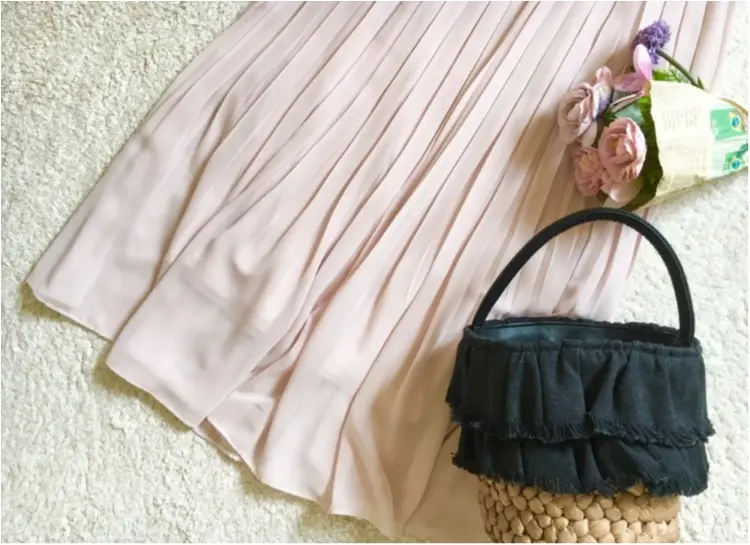 【ユニクロ】揺れ感が可愛すぎる❤️待ちに待った《春色スカート》は買うなら今がオススメ!_3