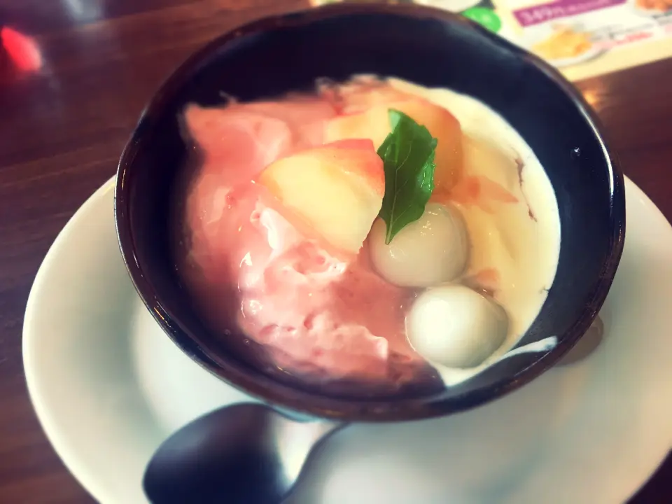 【デニーズ】ももっモモッ桃!の季節になりました♡_6