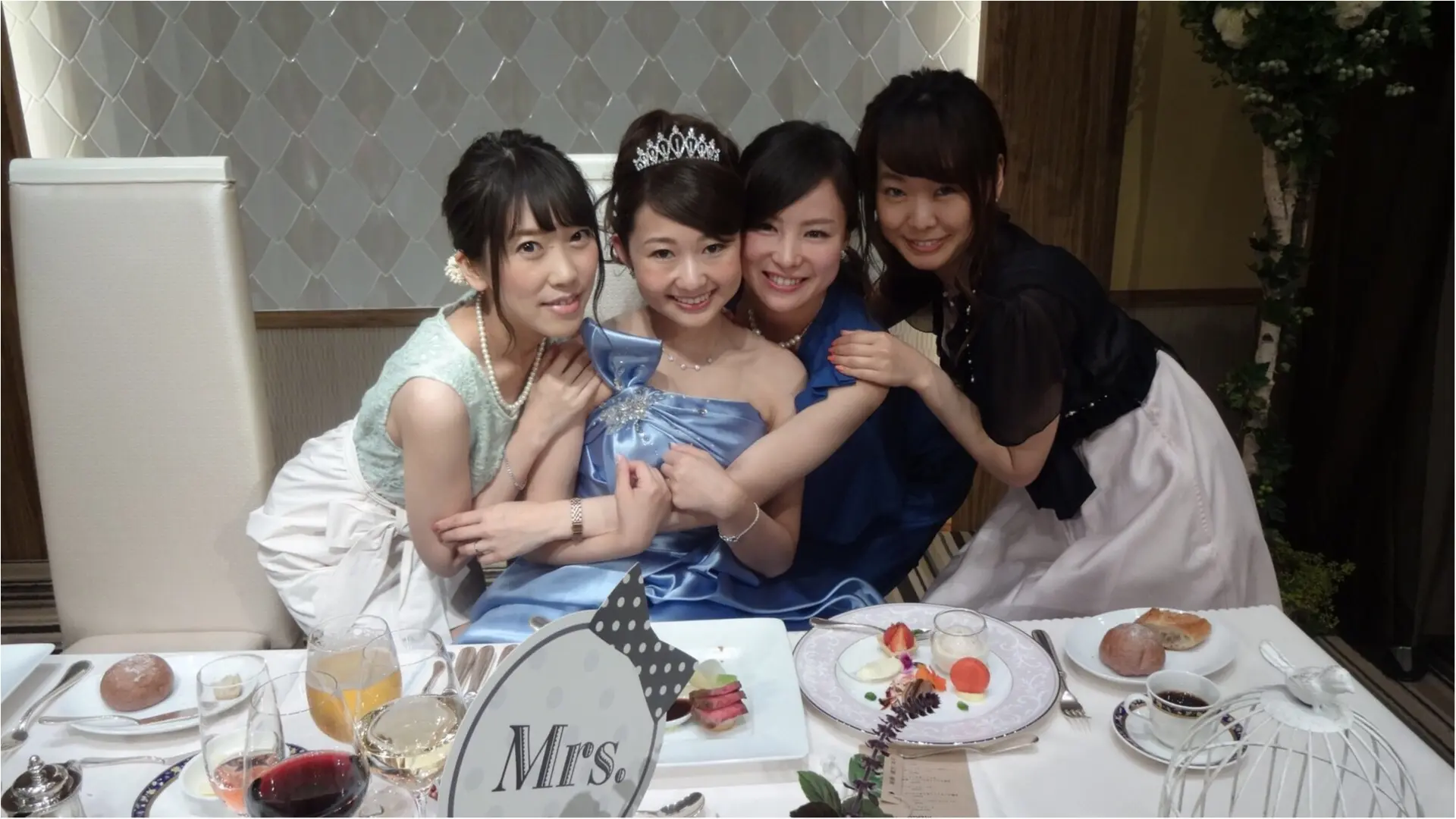 moco▶︎紅葉がーるずで♡さち婚♡参列!_2