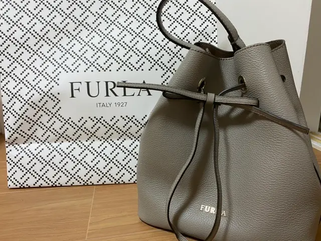 【FURLA】お気に入りプライベート用のバッグ_1