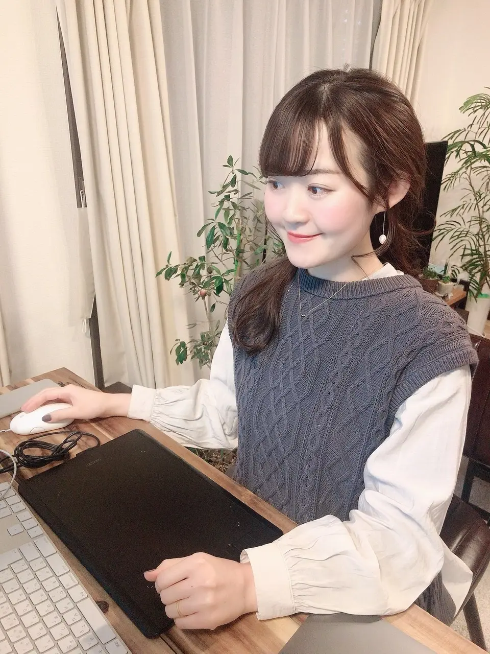 【GU】春の新作が可愛い!フリルシャツとニットベストのおすすめレイヤードコーデ✌︎♩_7