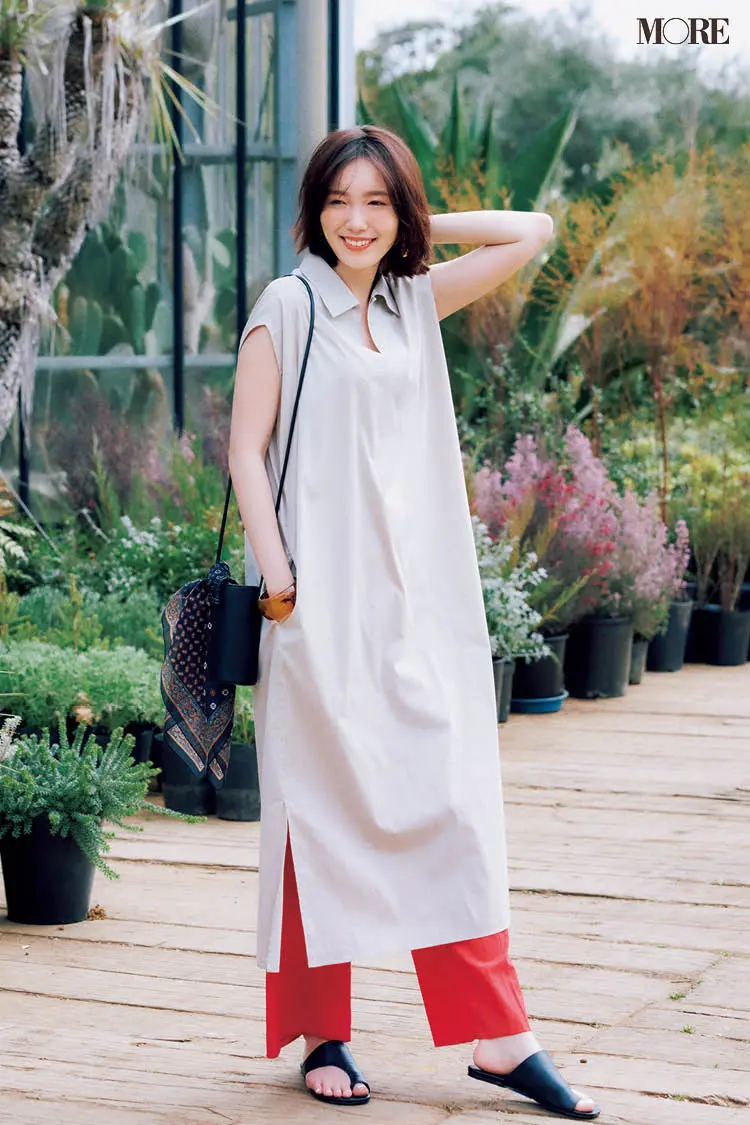 今日のコーデ シンプルなワンピースに赤パンツを仕込んでおしゃれの冒険 飯豊まりえ Happy Plus ハピプラ