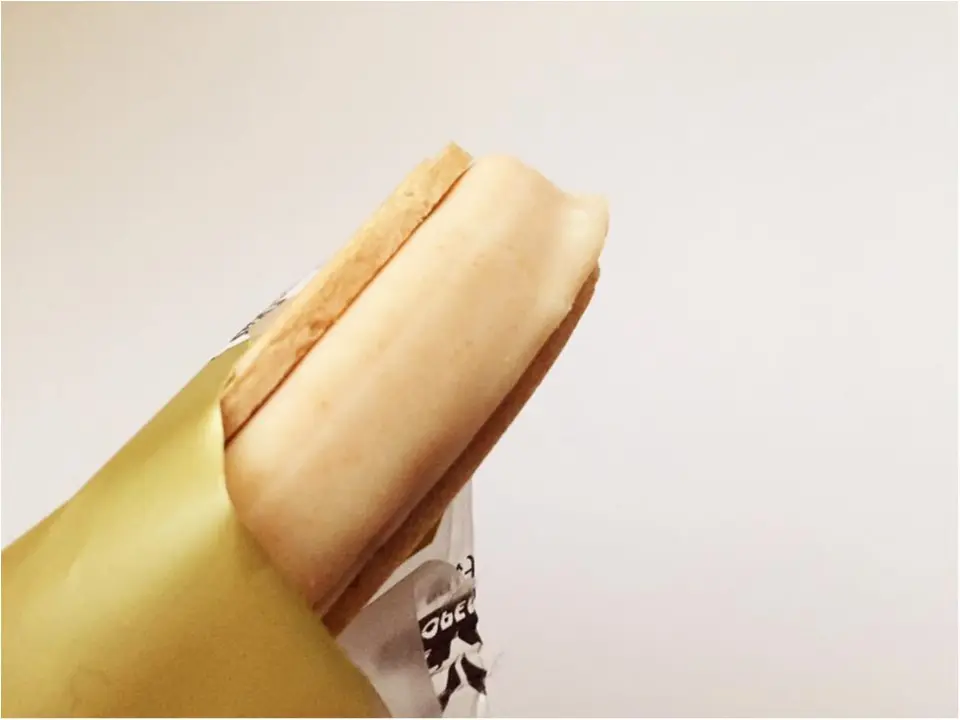 【期間限定】ハーゲンダッツ クリスピーサンド ロイヤルミルクティーに激ハマり中!_3