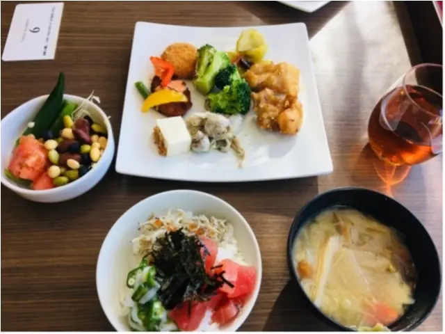札幌 バイキング ランチ 鶴賀