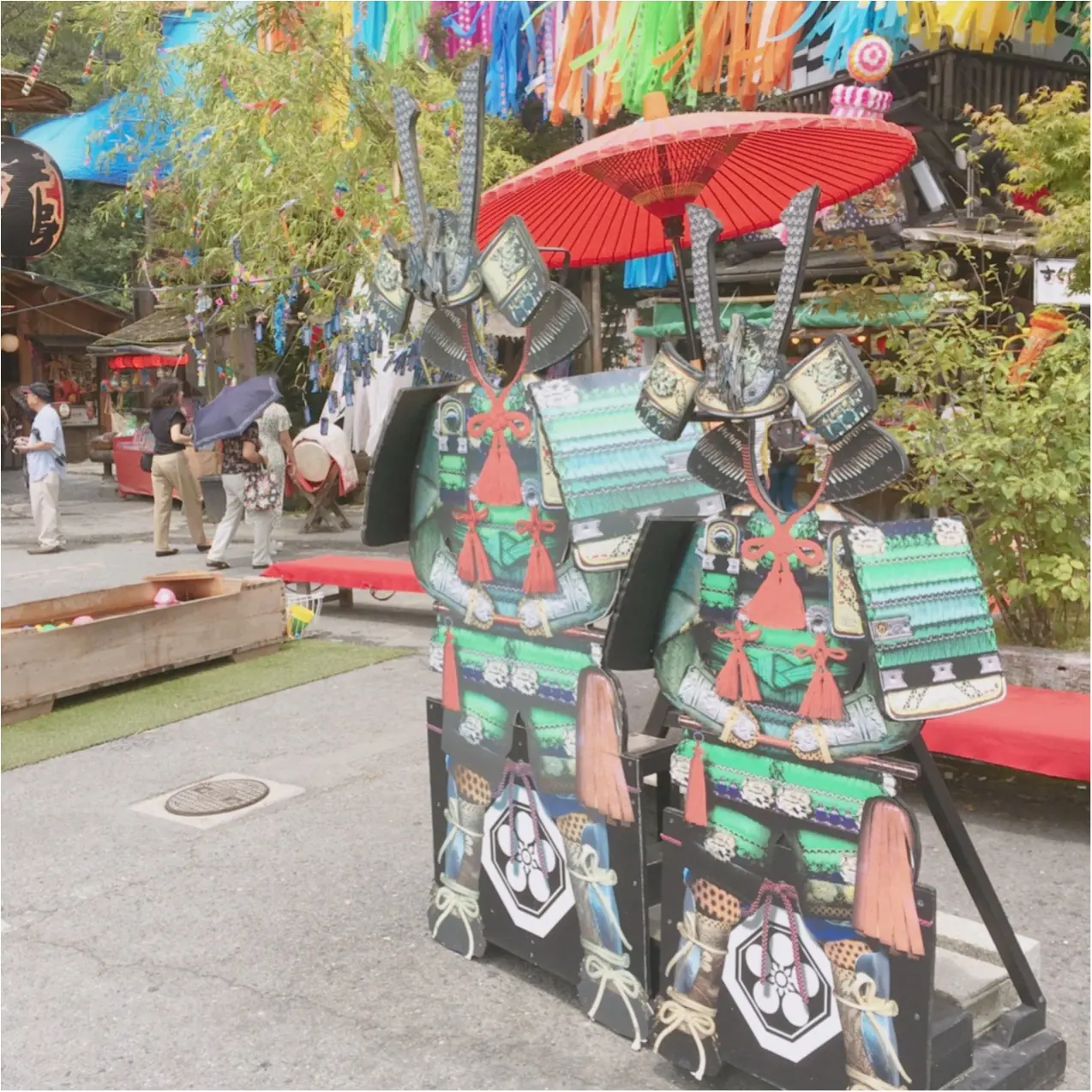 《 山奥にこんなところがあるなんて…!?》毎日がお祭り♡まるでテーマパークのような○○レストランって知ってる? 噂のお店に行ってみました♡_2