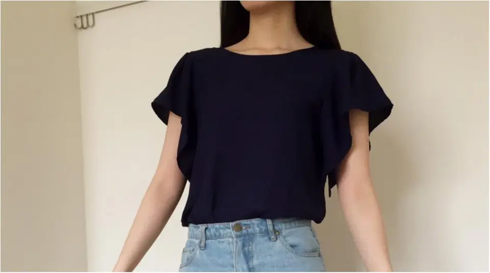 GUのラッフルスリーブブラウスでデニムコーデを女っぽく!_5