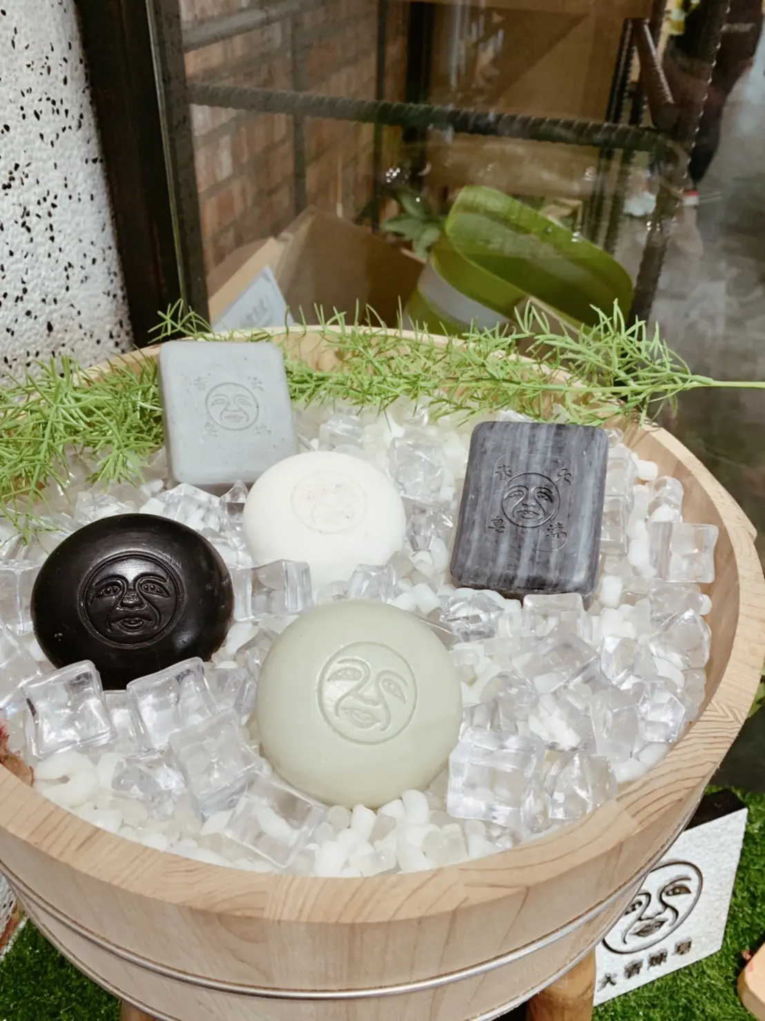《台北》お土産選びにおすすめのお店3選♪ 一風変わったパイナップルケーキとは?【 #TOKYOPANDA のおすすめ台湾情報 】_3