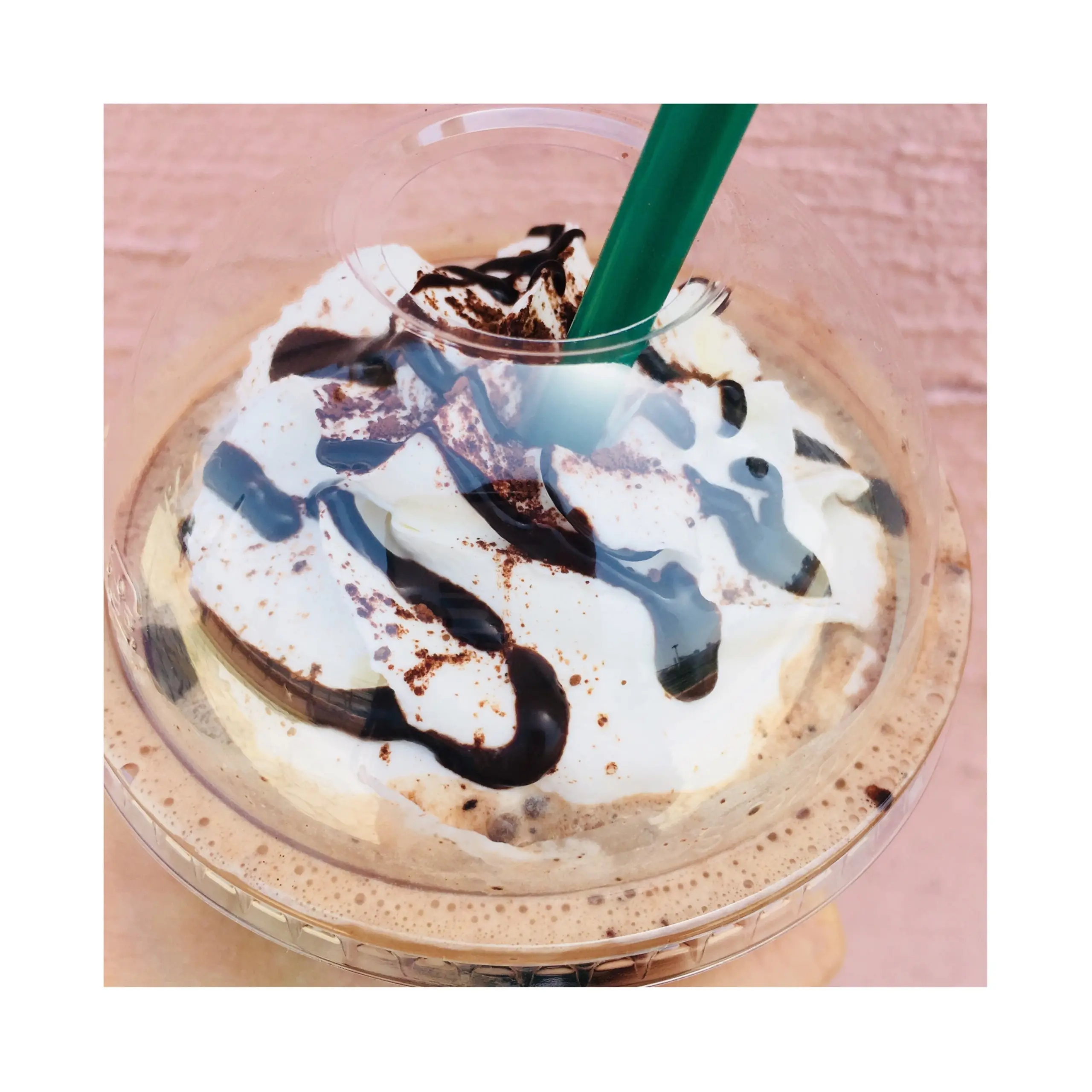 《本日5/16新登場★》【スタバ】新作フラペチーノはチョコレート尽くし?!“チョコレートベリーマッチフラペチーノ”❤️_3