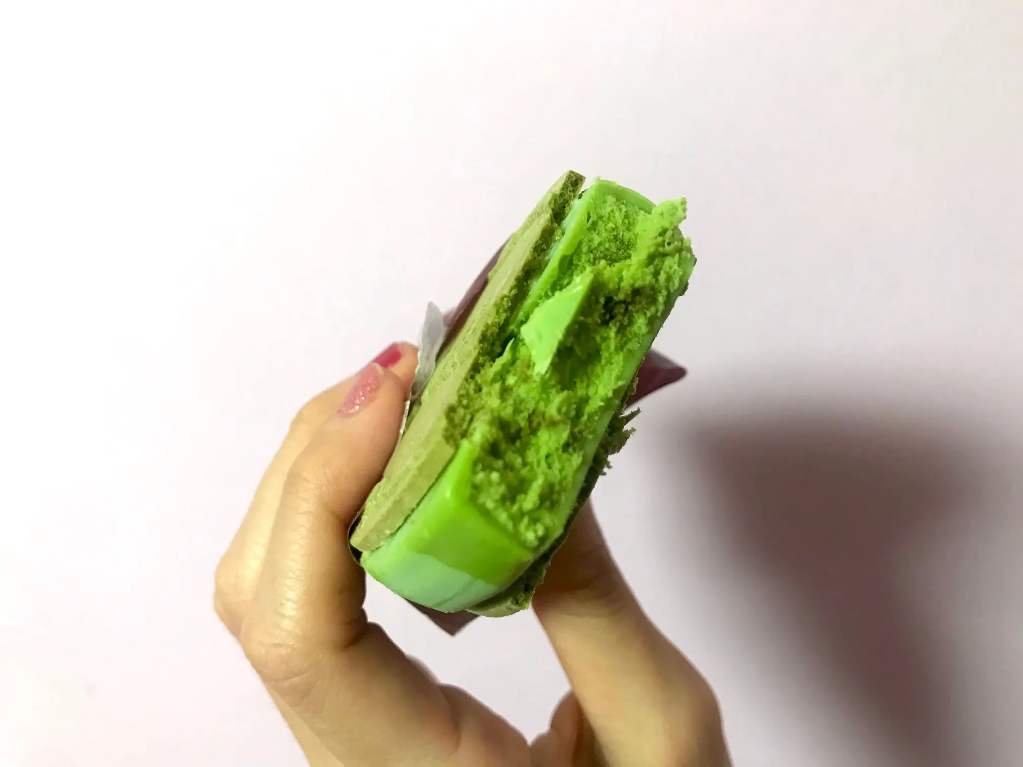 『ハーゲンダッツ』のクリスピーサンドに新作登場! 「抹茶アンサンブル」を一足お先に食べてみた♬_4