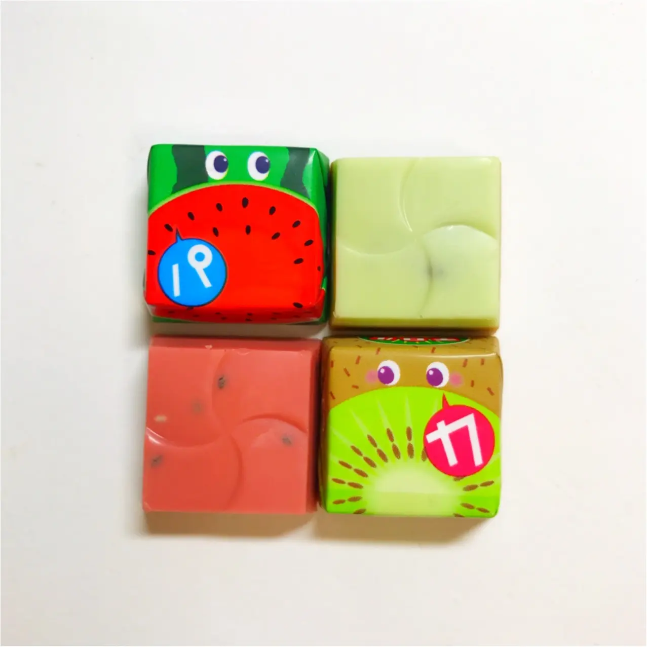 あのスーパーフードも入ってる!?チロルチョコ新作《パカッとキウイ&スイカ》_5