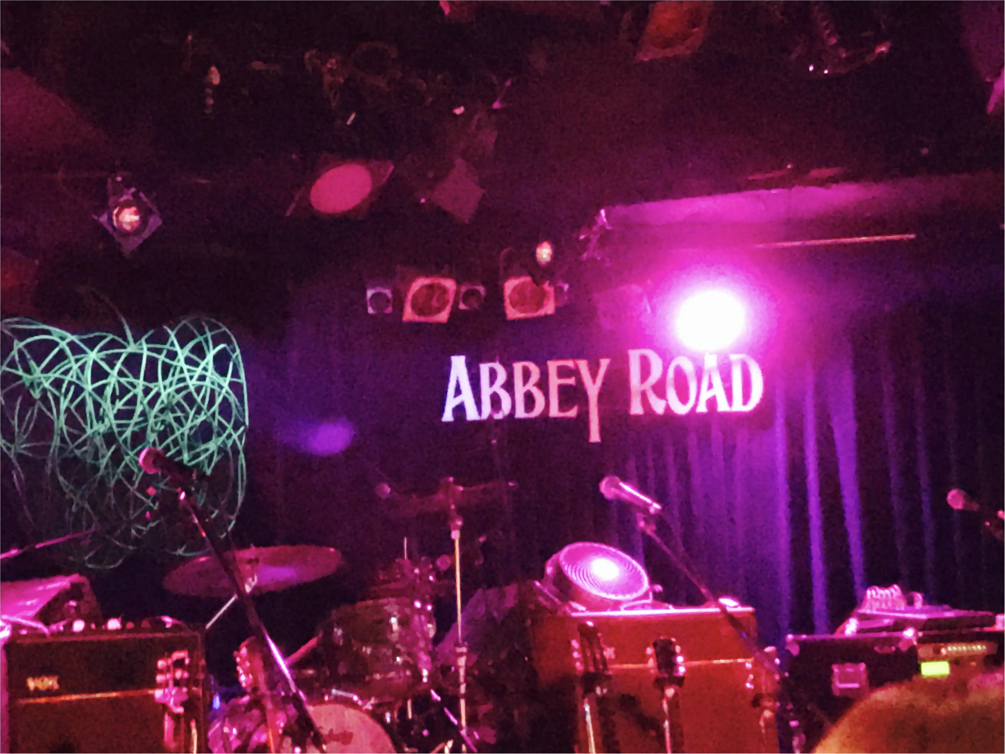 ビートルズ好き必見!ビートルズの曲を堪能できるライブハウス【Abbey Road】(六本木)_2