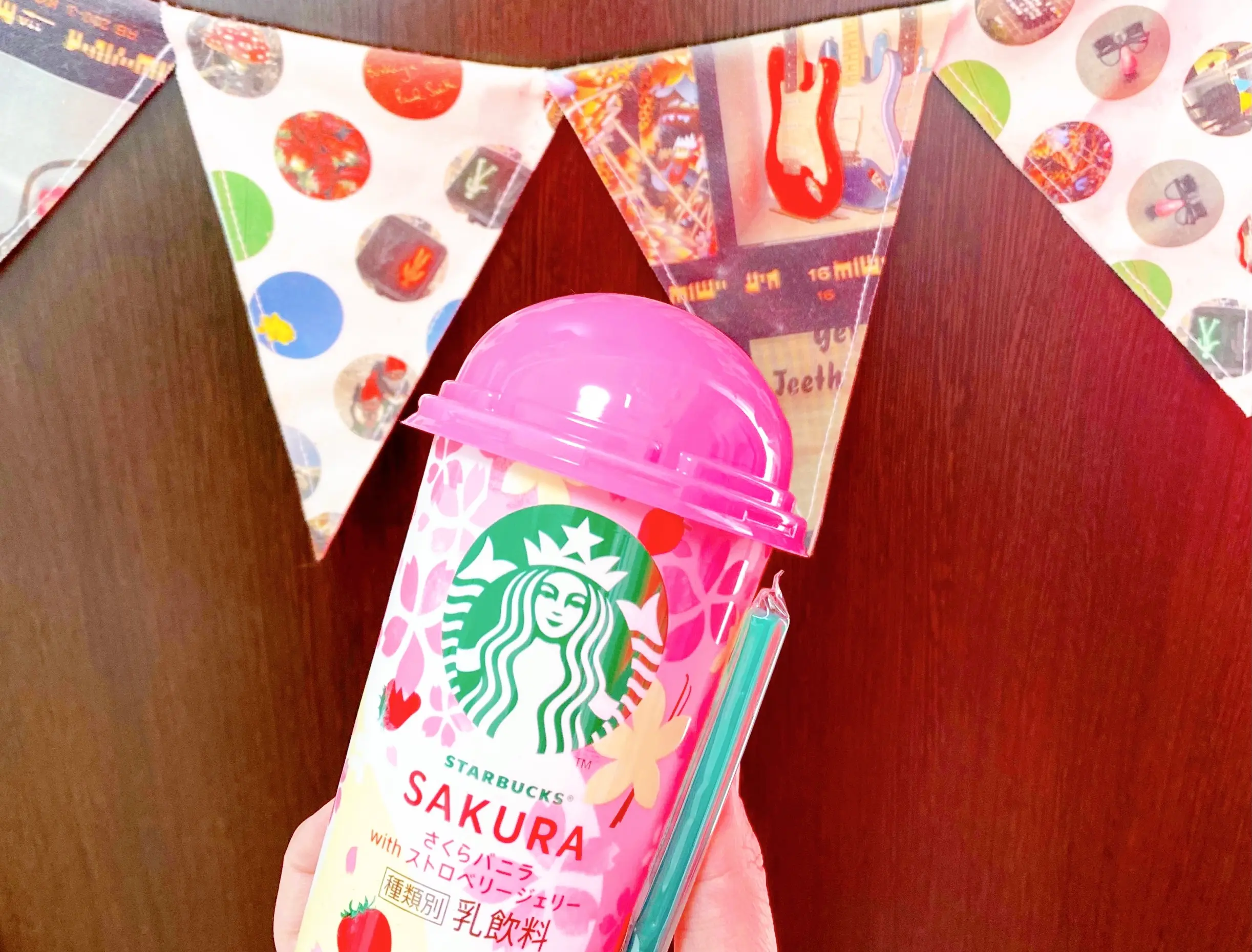 【今年も待ってた!春のさくらフレーバー】スタバチルドカップ_1