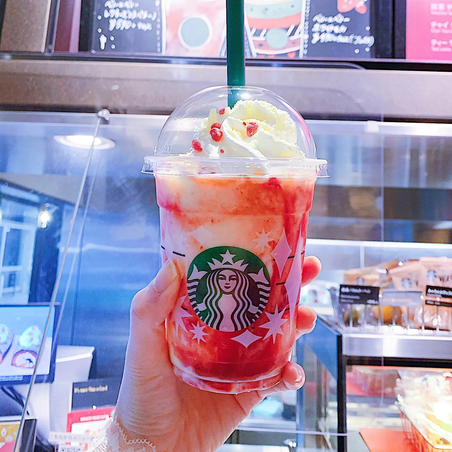 スタバ新作❤︎ベリー×ベリー レアチーズ フラペチーノ®を早速レポ!❤︎_1