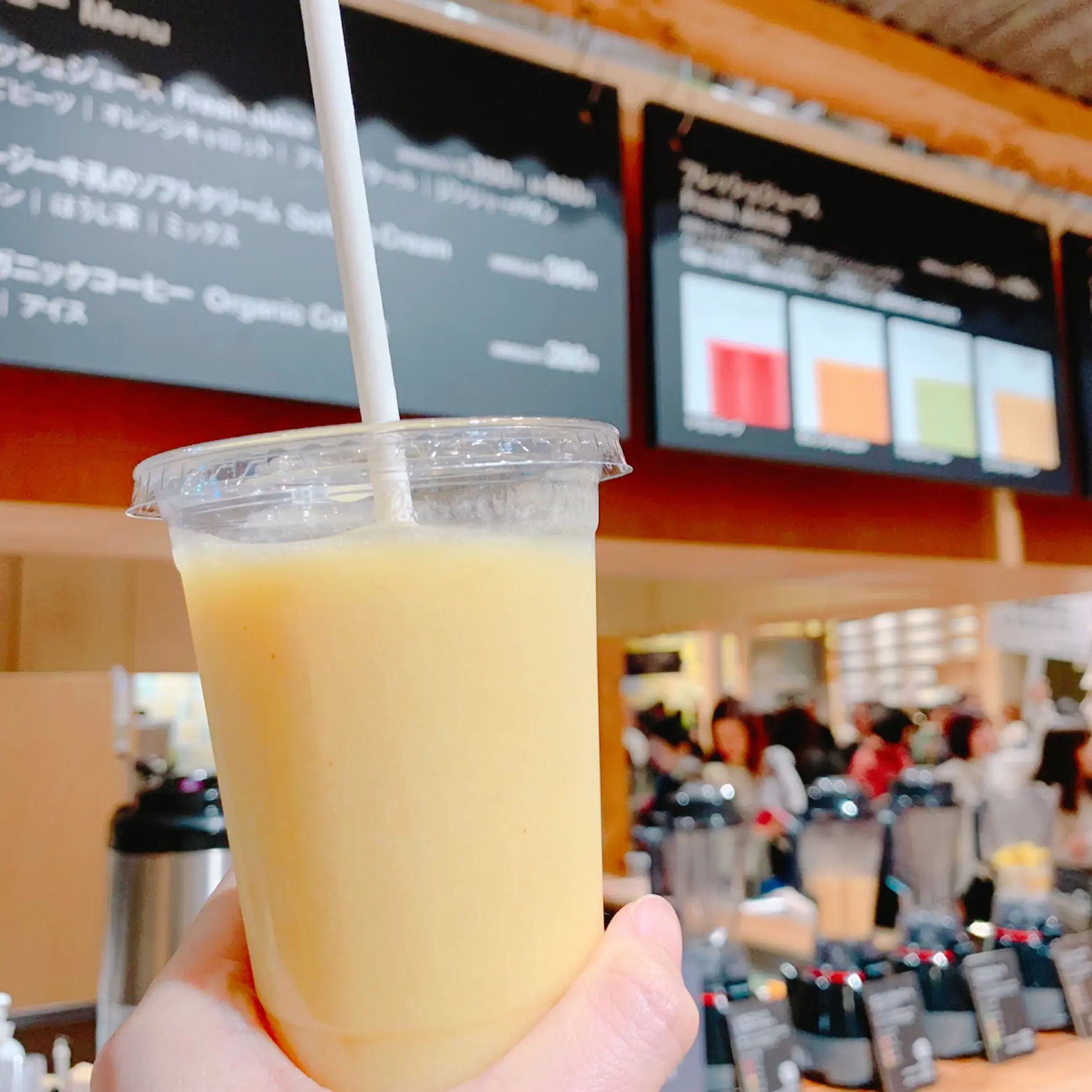 《いつでも新鮮なフルーツジュースが飲める❤️》【無印良品•銀座】ジューススタンド☻_1