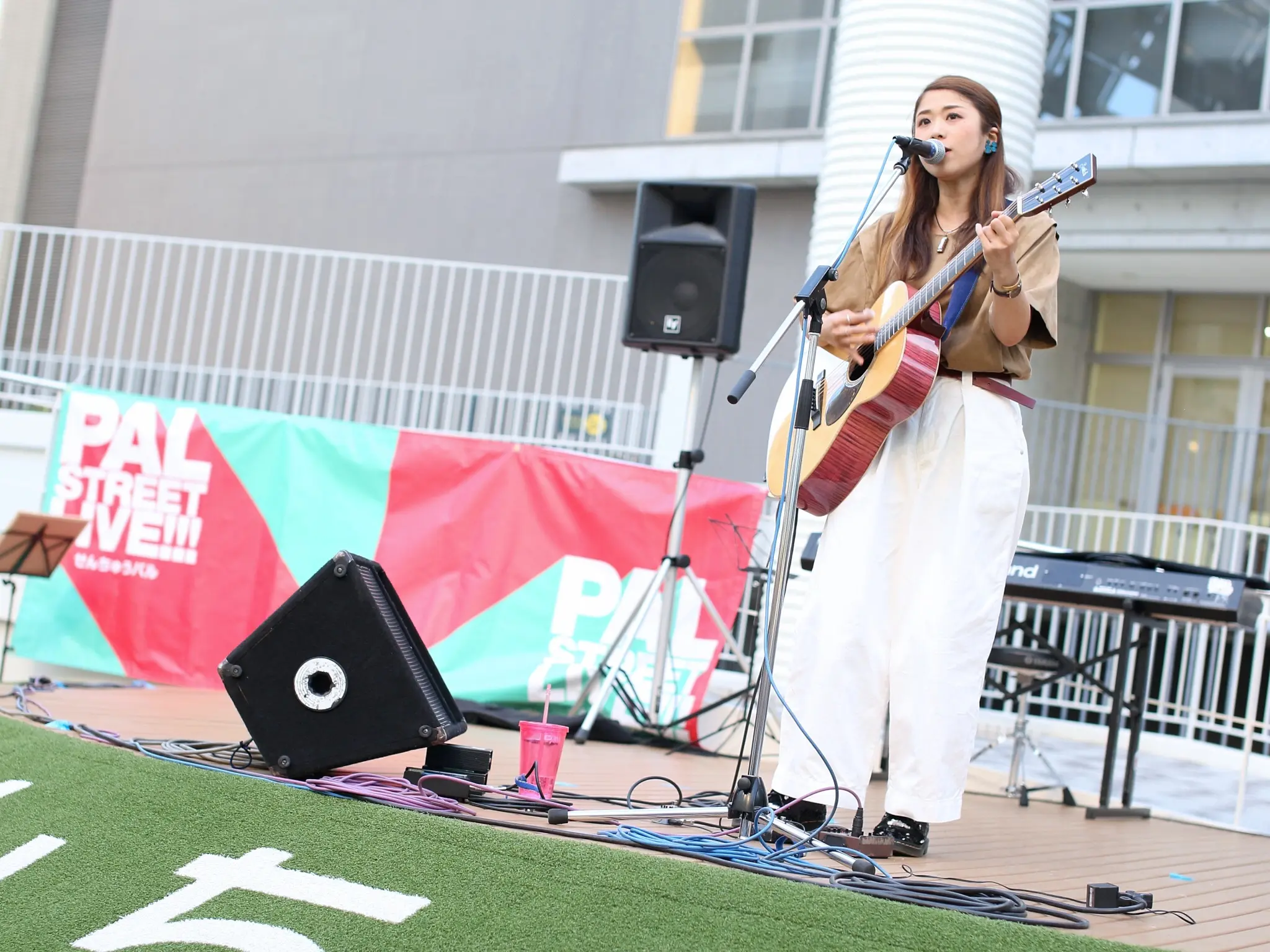 【そろそろ 秋服】シンガーソングライターうたうゆきこのLive photo【ファッション】_1