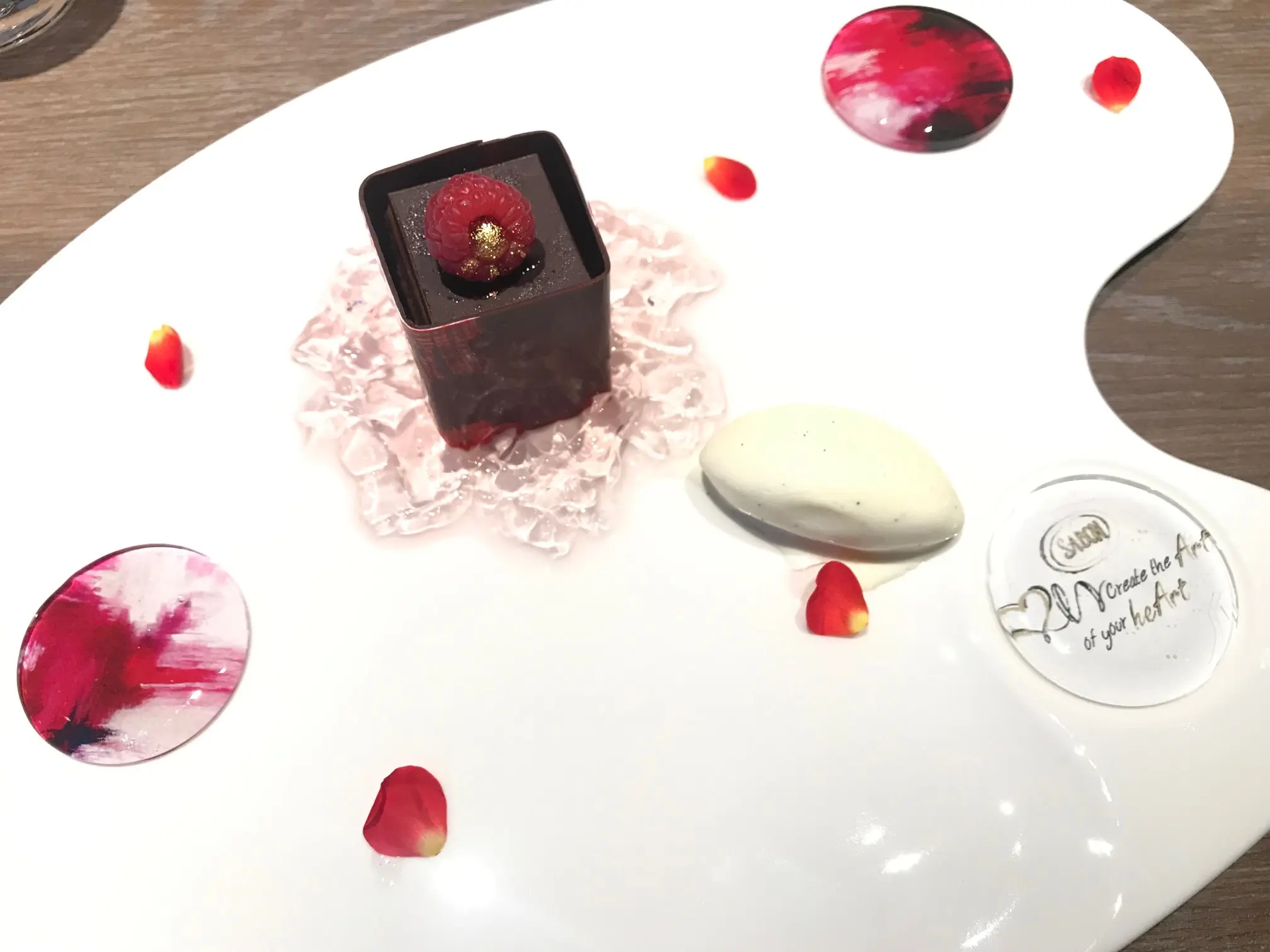 『SABON』が贈る、ローズ香るピンクのディナー(しかも特典つき♡)!! 今度のデートや女子会は『ザ ストリングス 表参道』で_7