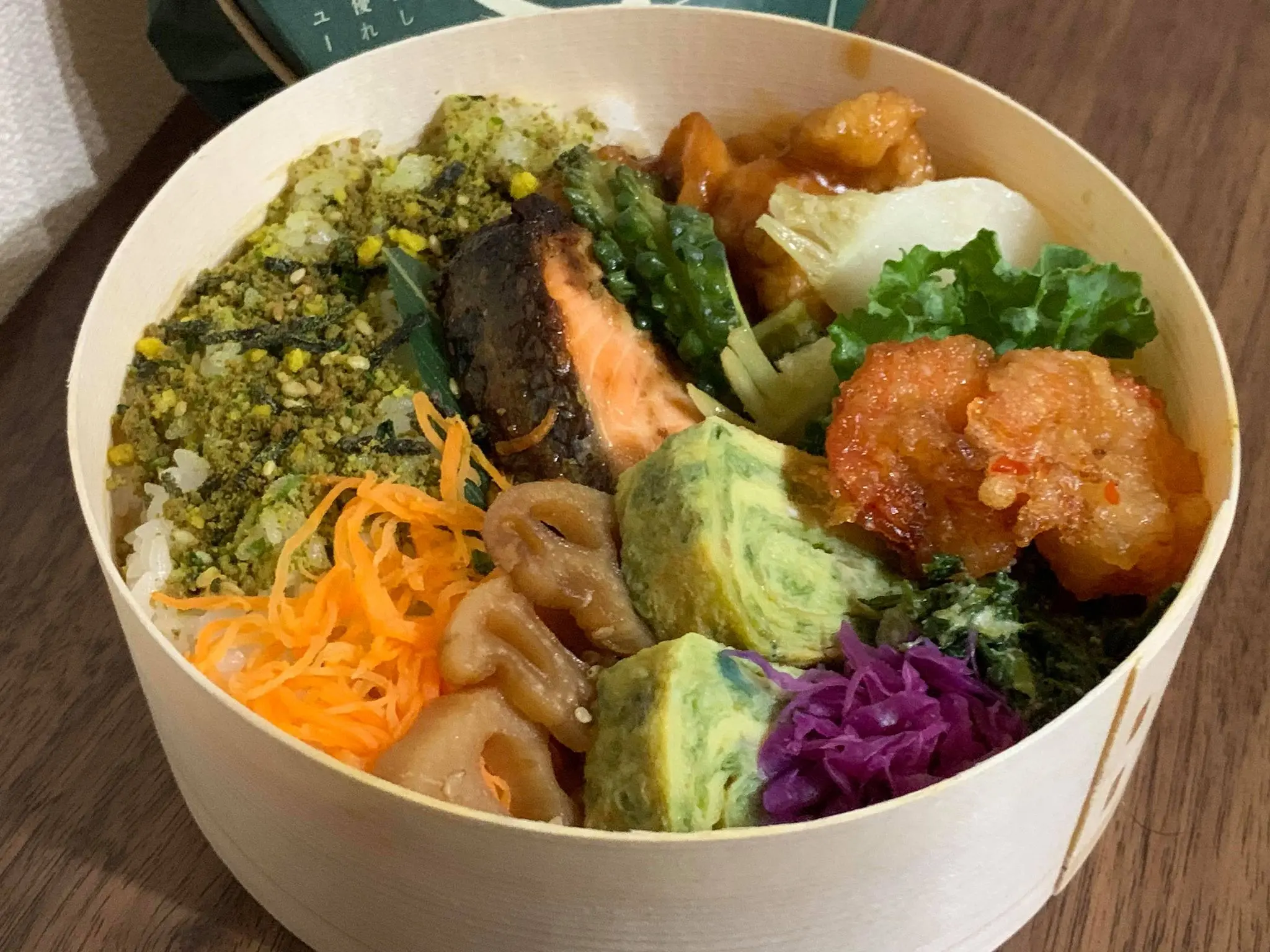 ミシュランシェフがつくる栄養満点”ユーグレナ”をつかったお弁当が美味しいって噂_6