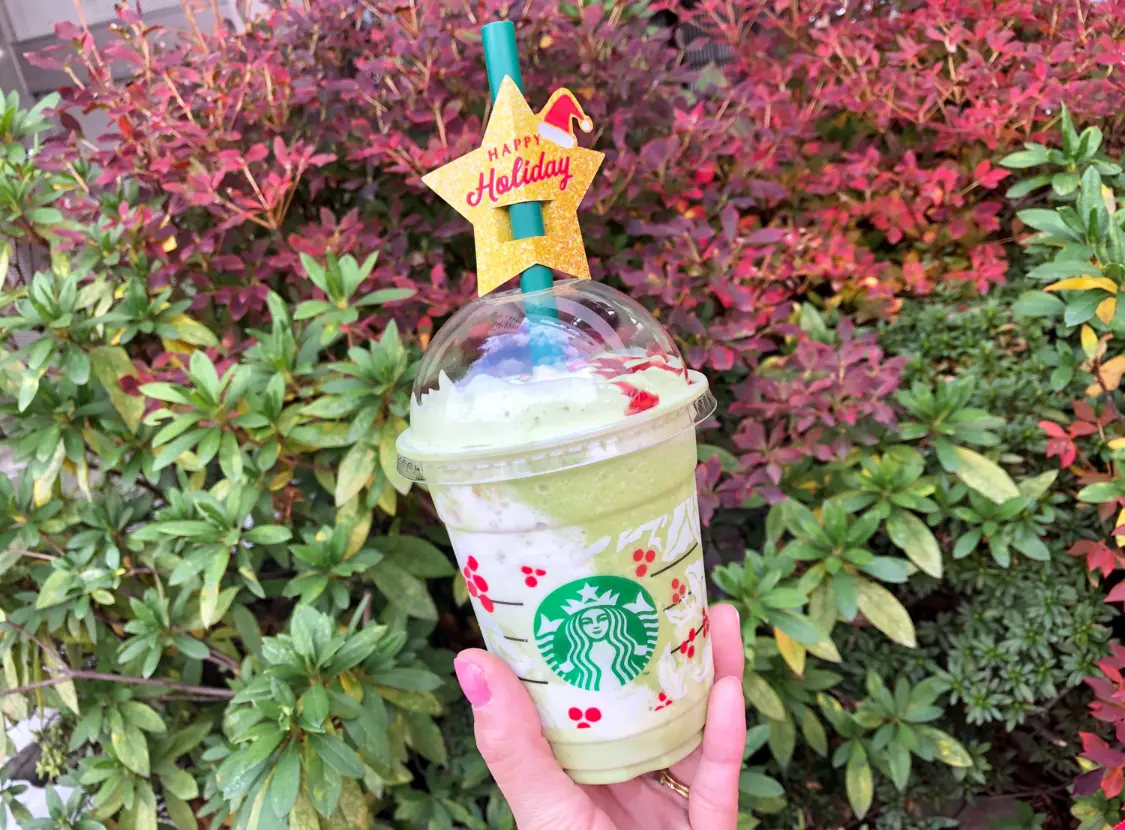【スタバ】飲むクリスマスツリー⁈《ピスタチオクリスマスツリーフラペチーノ》ってどんな味❤️?_1