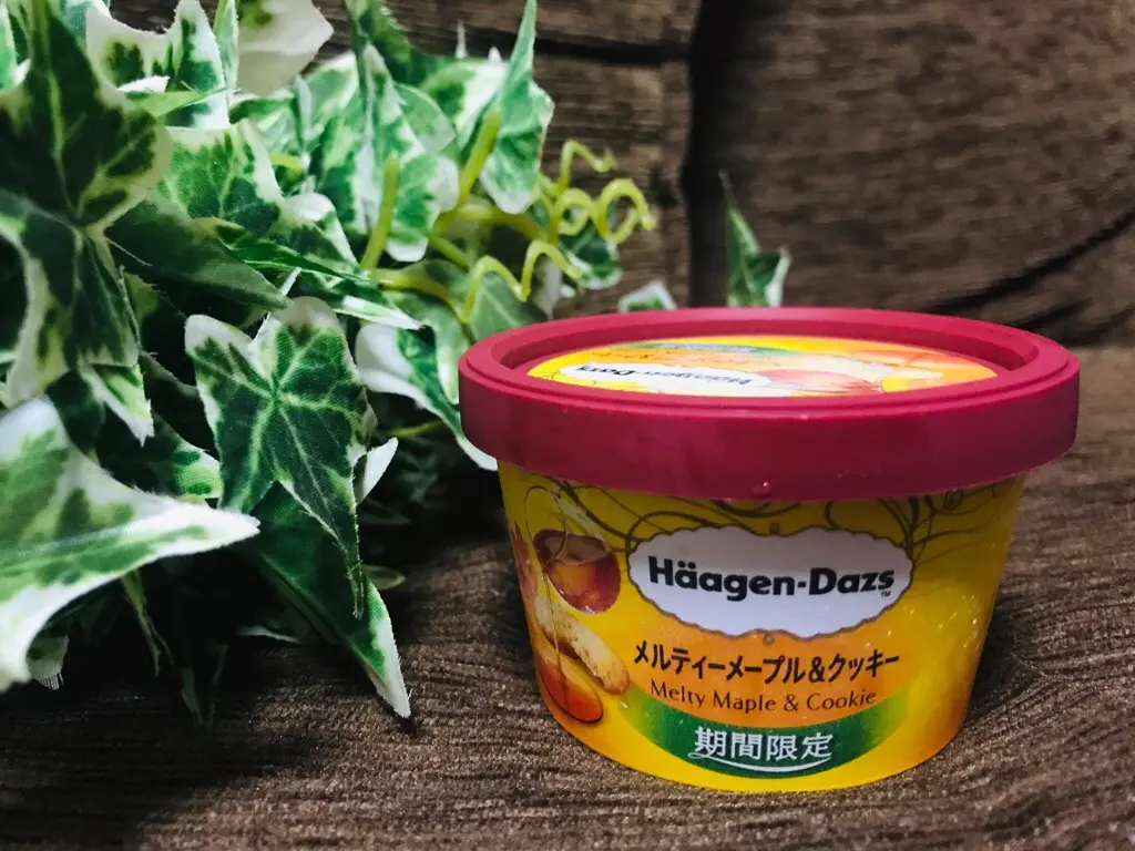 【ハーゲンダッツ】とろ〜りソースが絶妙!《メルティーメープル&クッキー》が美味♡_4