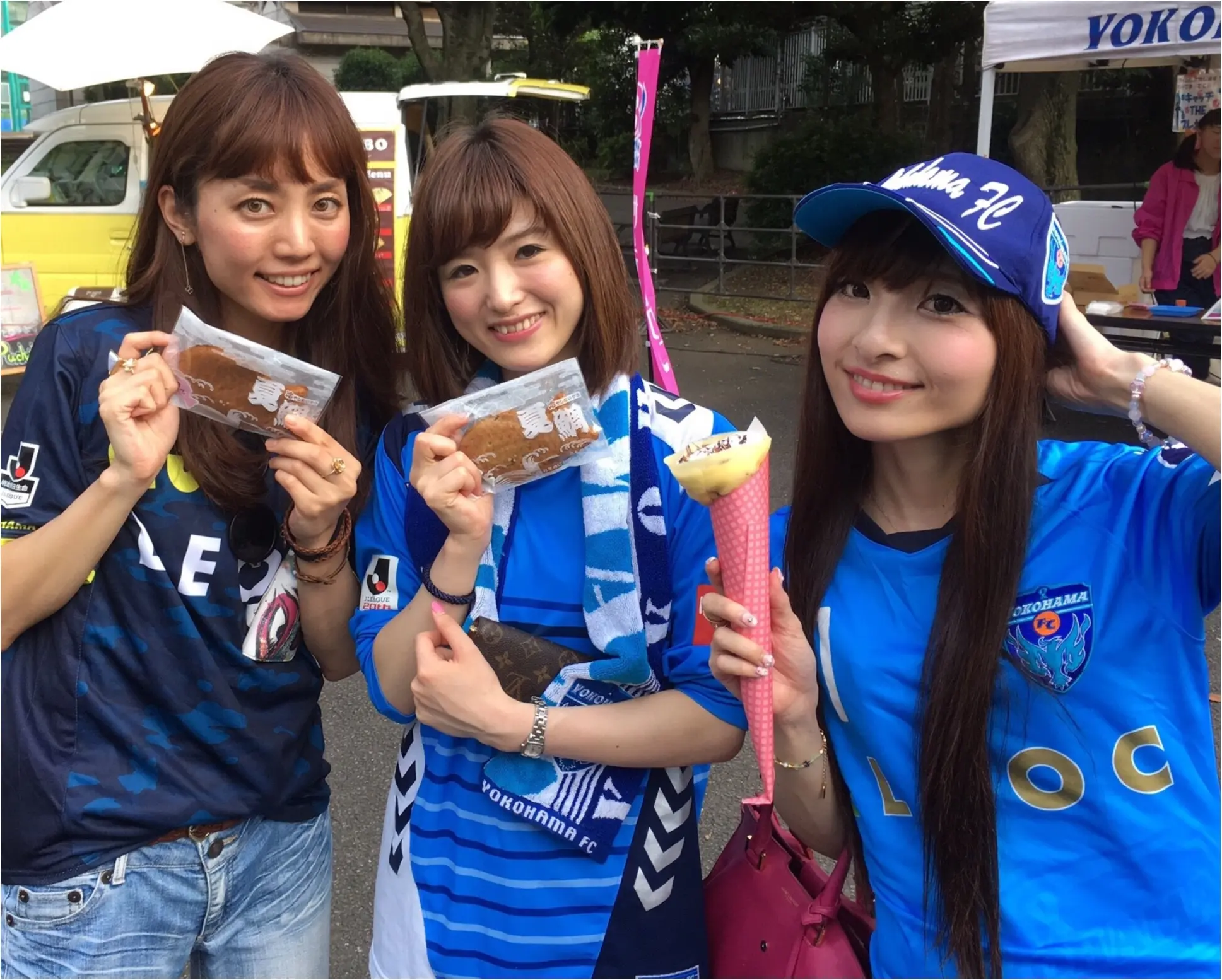 ▶▶スイーツを食べながらサッカー観戦<横浜FCvs徳島ヴォルティス>と<今日のコーデ>。【はるな】_3