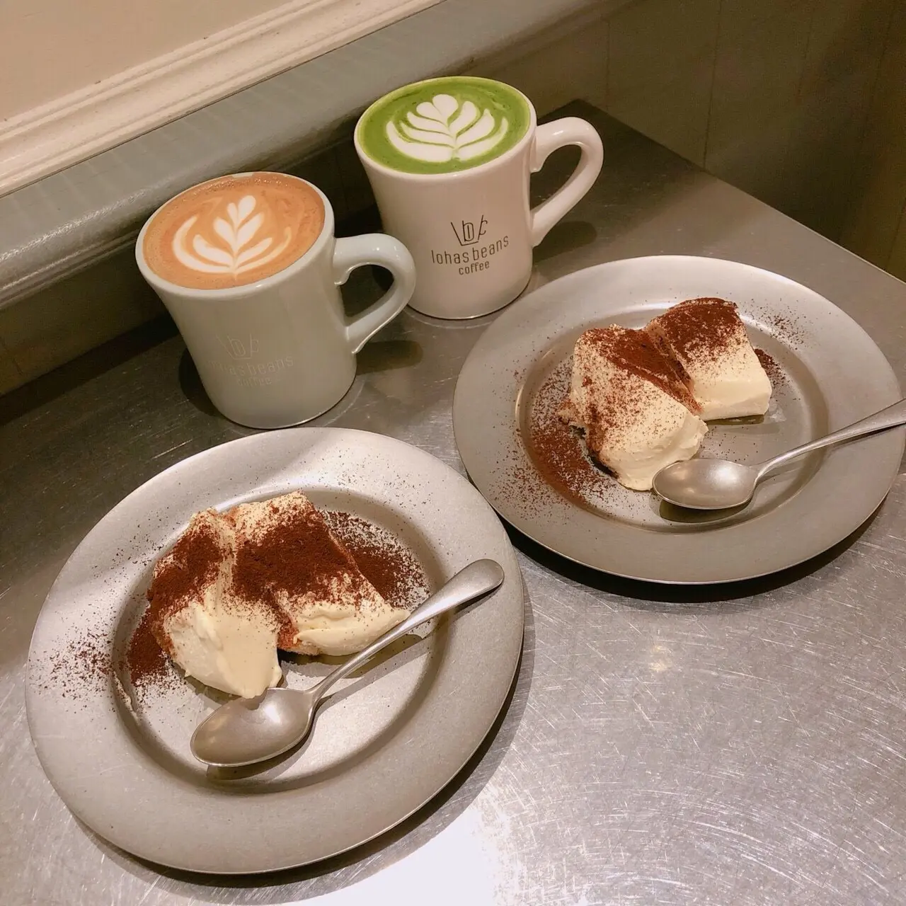 表参道駅から徒歩3分!自然の光が差し込むナチュラルなお店で至福のひと時を❤︎_1