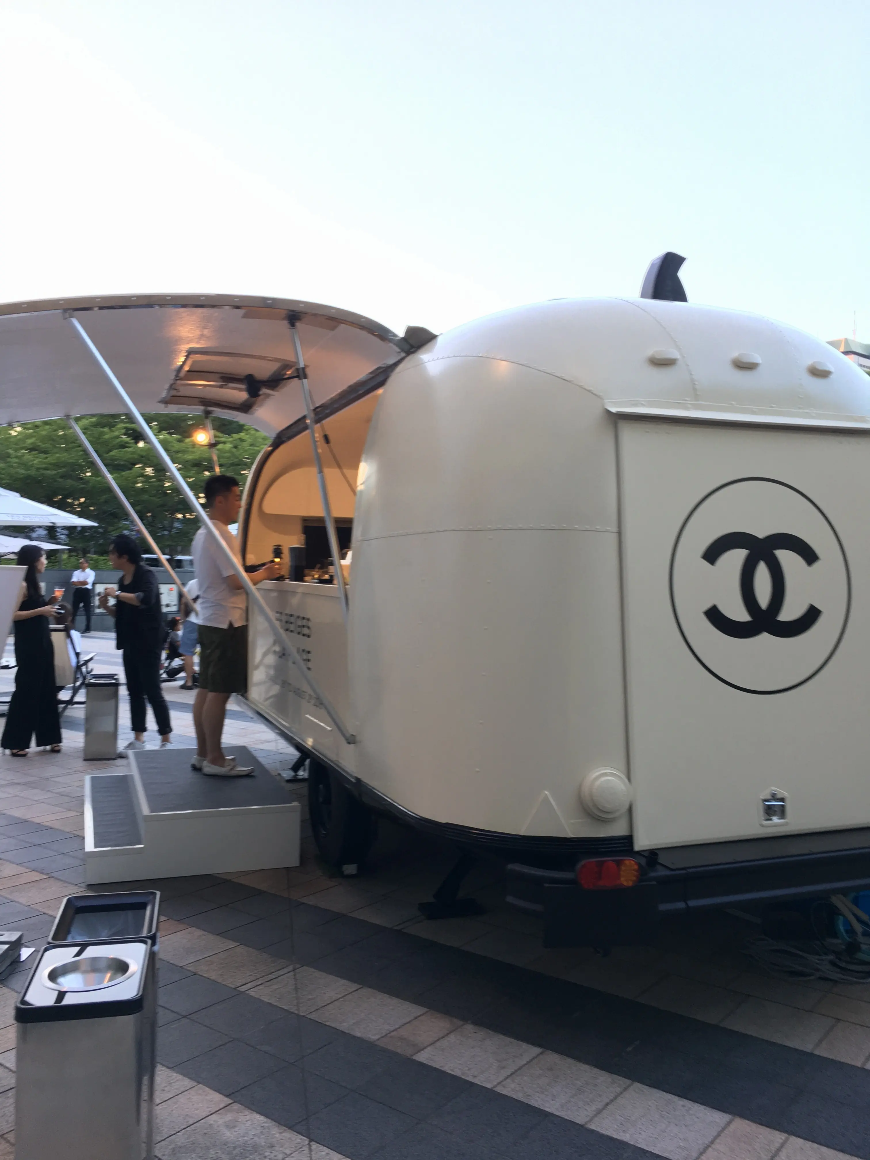 シャネルのイベントは明日まで 今 六本木ヒルズと東京ミッドタウンが熱い Byじゅな Moreインフルエンサーズブログ Daily More シャネルのイベントは明日まで 今 六本木ヒルズと東京ミッドタウンが熱い Byじゅな Moreインフルエンサーズブログ Daily More