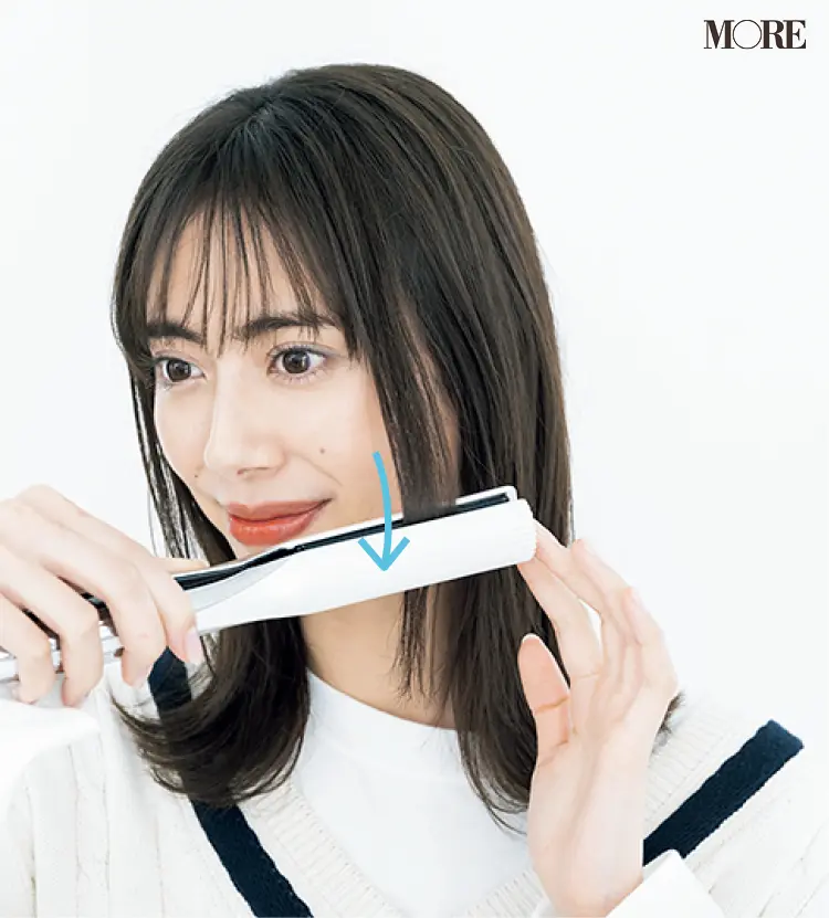ストレートアイロンでシンプル外はねヘアをつくるプロセス4